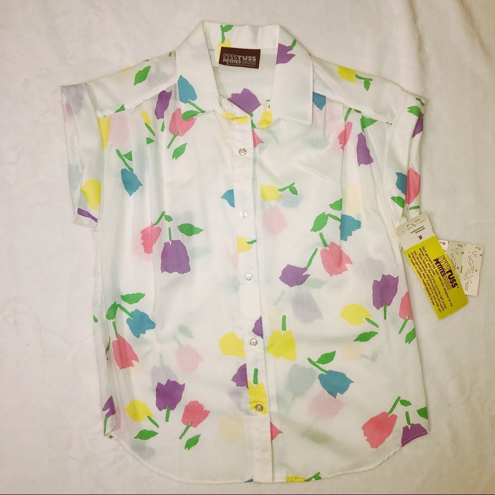 Vintage deadstock button white tulip floral shirt